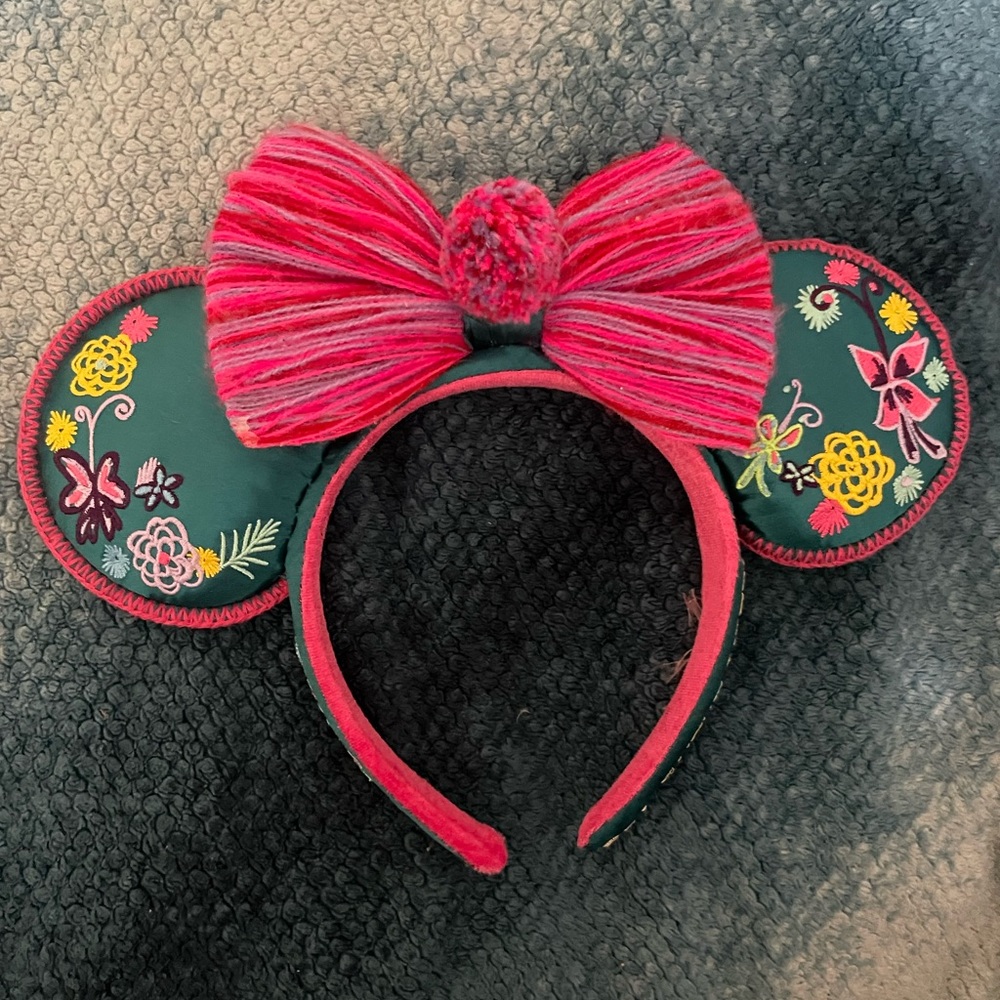 Disney Encantó Minnie ears